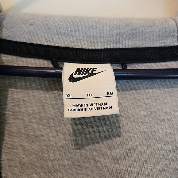 Nike Gray Zip-Up Hoodie - Picture 3 of 7